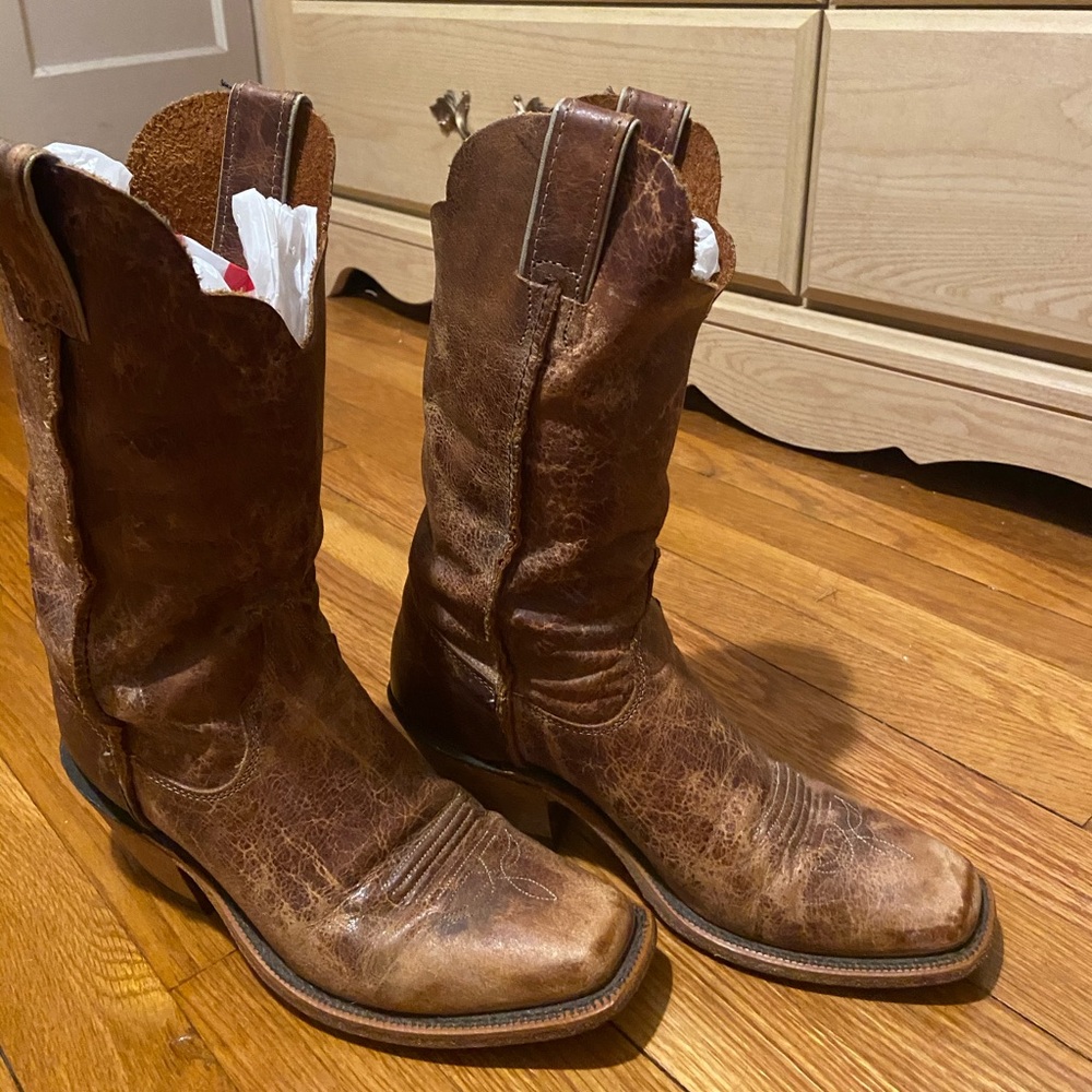 Justin Cowgirl Boots